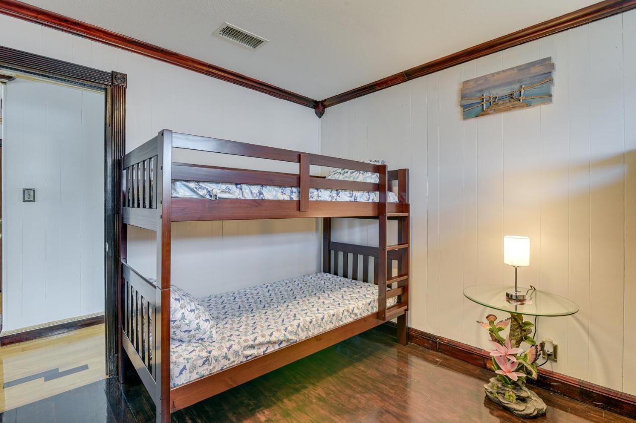 Waterfront Galveston Bay Retreat - 4 Mi To Beach! エクステリア 写真